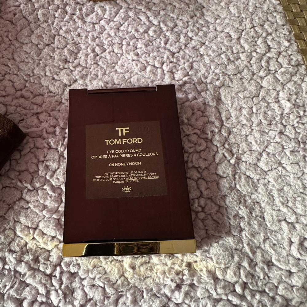 🧚🏽Tom Ford Eyeshadow in Rich Brown - Picture 3 of 4